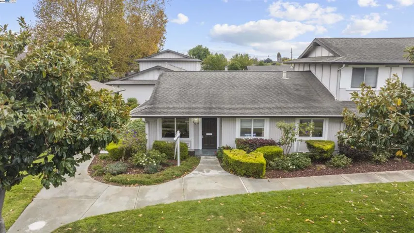 6254 Cedar Blvd, Newark, California 94560