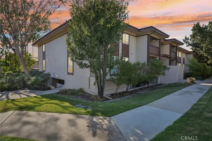 5947 Armaga Spring Road L, Rancho Palos Verdes, California 90275