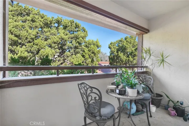 5947 Armaga Spring Road L, Rancho Palos Verdes, California 90275