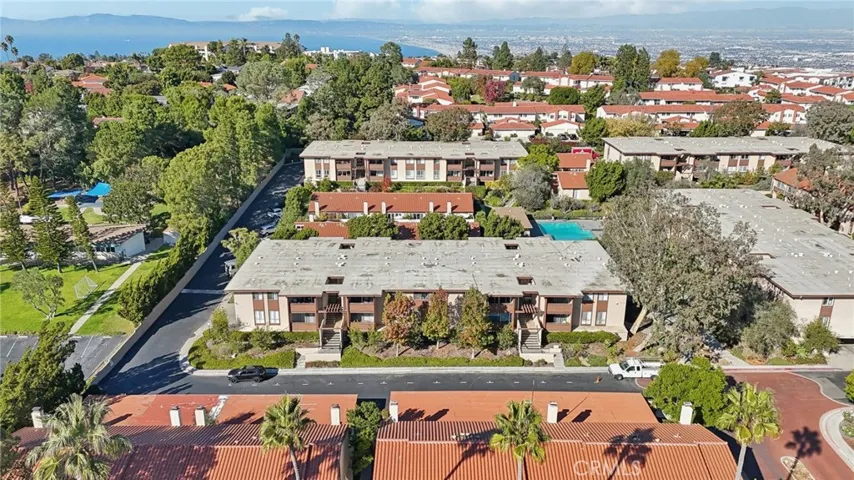 5947 Armaga Spring Road L, Rancho Palos Verdes, California 90275