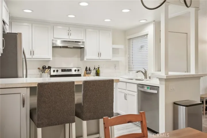 5947 Armaga Spring Road L, Rancho Palos Verdes, California 90275