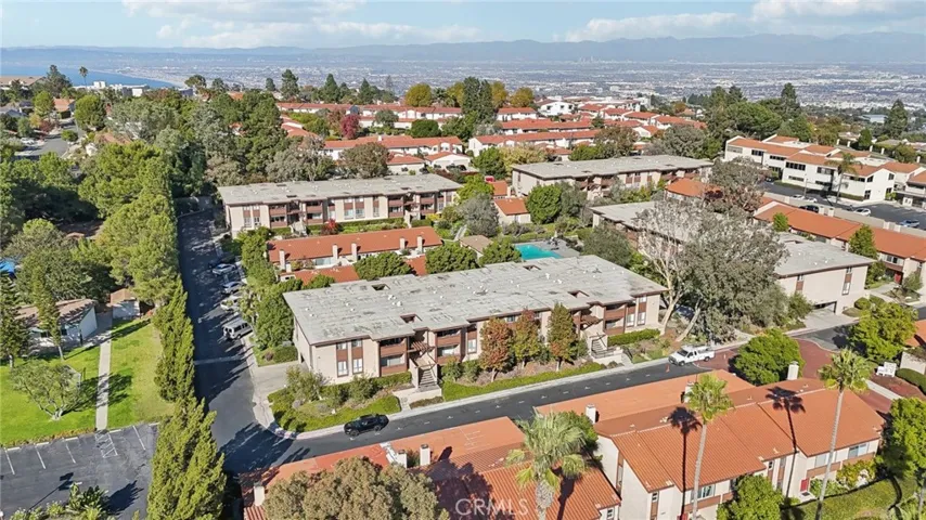 5947 Armaga Spring Road L, Rancho Palos Verdes, California 90275