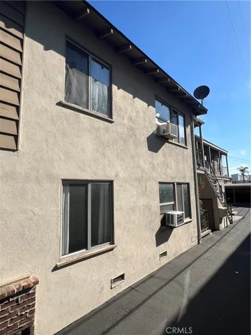 13612 Wyandotte Street, Van Nuys, California 91405