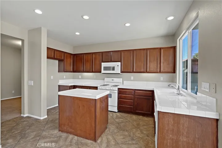 29250 Castlewood Drive, Menifee, California 92584