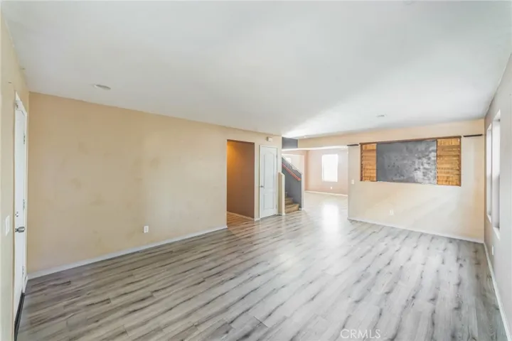 547 Gloriosa Avenue, Perris, California 92571