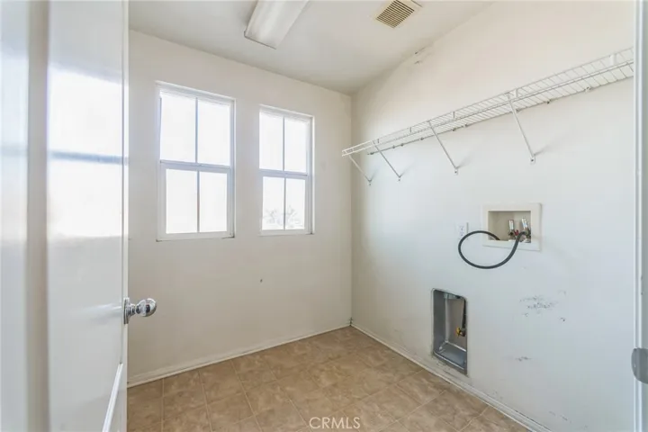 547 Gloriosa Avenue, Perris, California 92571