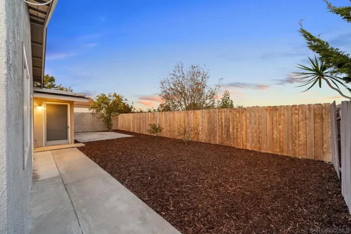 10911 New Salem Ct, San Diego, California 92126