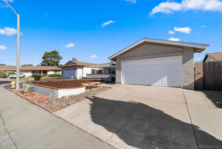10911 New Salem Ct, San Diego, California 92126