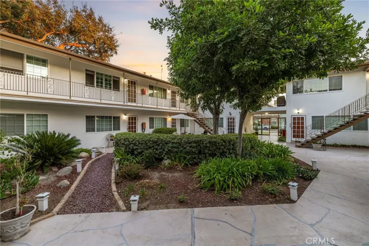 221 W Dexter Street, Covina, California 91723