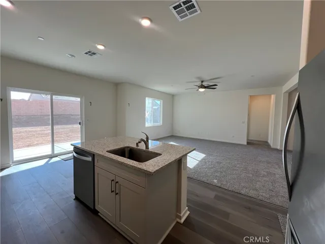 12347 Bear Ridge Way, Victorville, California 92392