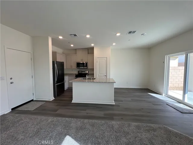 12347 Bear Ridge Way, Victorville, California 92392