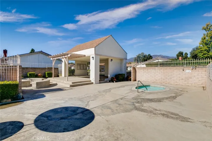 1229 Braewood Circle, Upland, California 91786