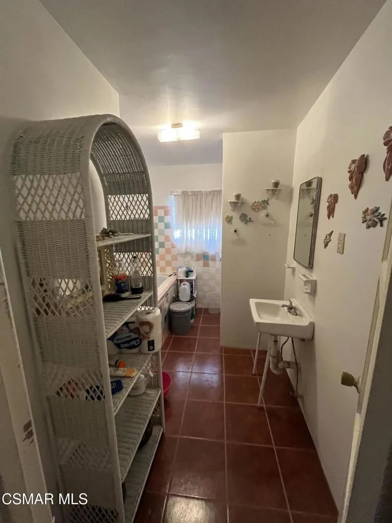 55777 Lantana Street, Lucerne Valley, California 92356 home-pic-7