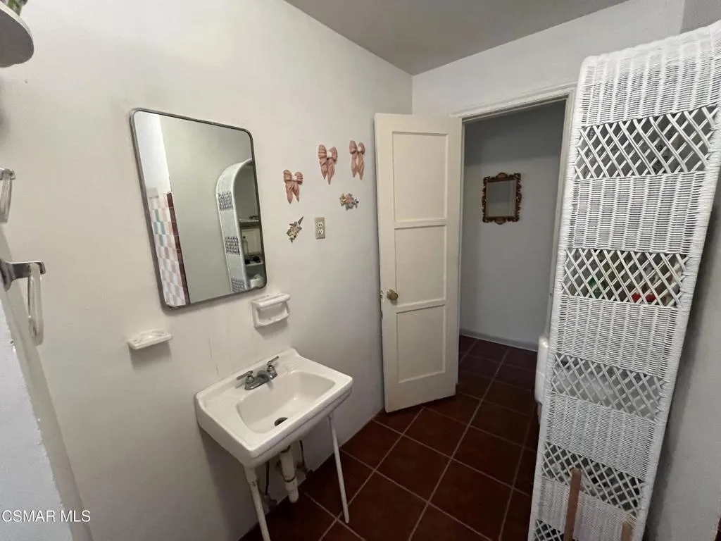 55777 Lantana Street, Lucerne Valley, California 92356 home-pic-8