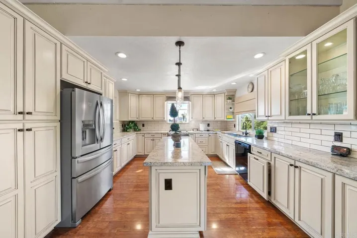 10340 Madrid Way, Spring Valley, California 91977