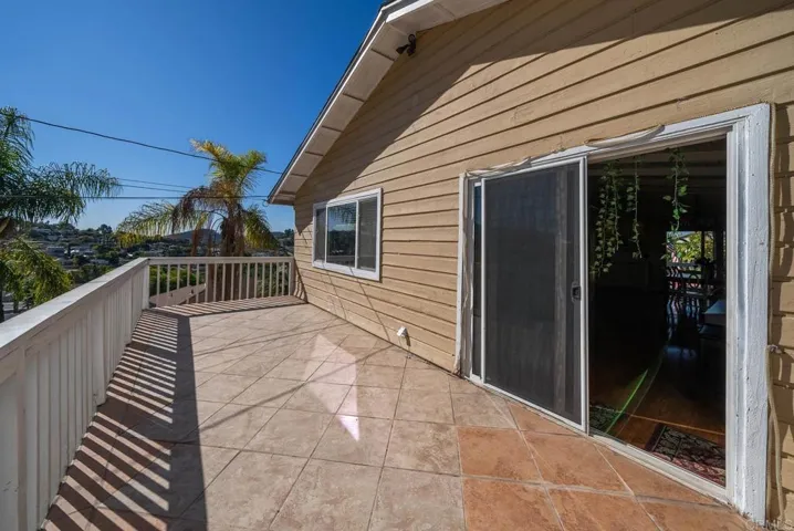 10340 Madrid Way, Spring Valley, California 91977