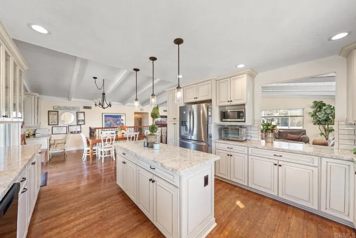 10340 Madrid Way, Spring Valley, California 91977