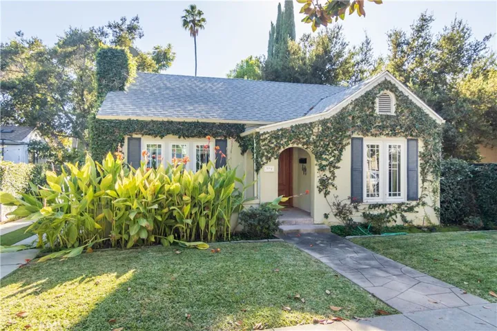 909 Magnolia Street, South Pasadena, California 91030