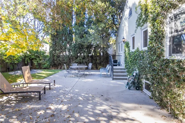 909 Magnolia Street, South Pasadena, California 91030