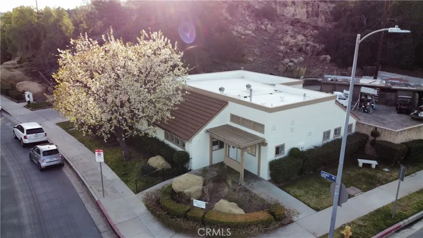 22123 James Alan Circle, Chatsworth, California 91311