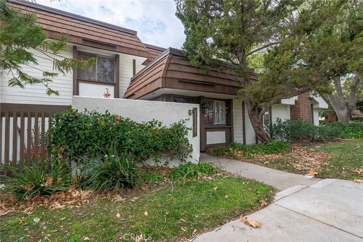 22123 James Alan Circle, Chatsworth, California 91311