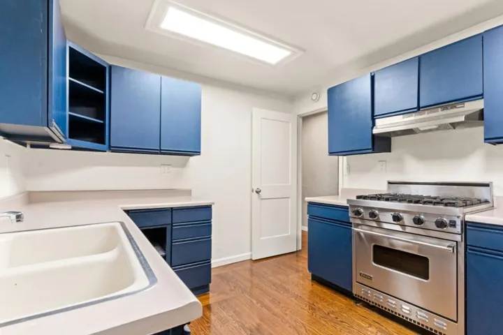 227229 Bancroft Road, Burlingame, California 94010