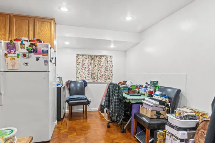 227229 Bancroft Road, Burlingame, California 94010