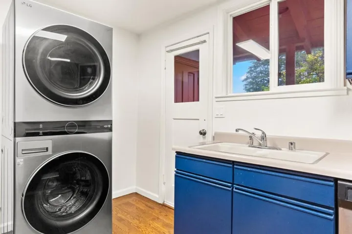 227229 Bancroft Road, Burlingame, California 94010