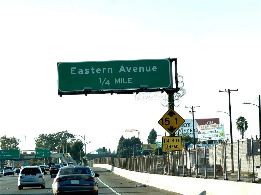 1347 Fraser Avenue 1-3, Los Angeles, California 90022 home-pic-12