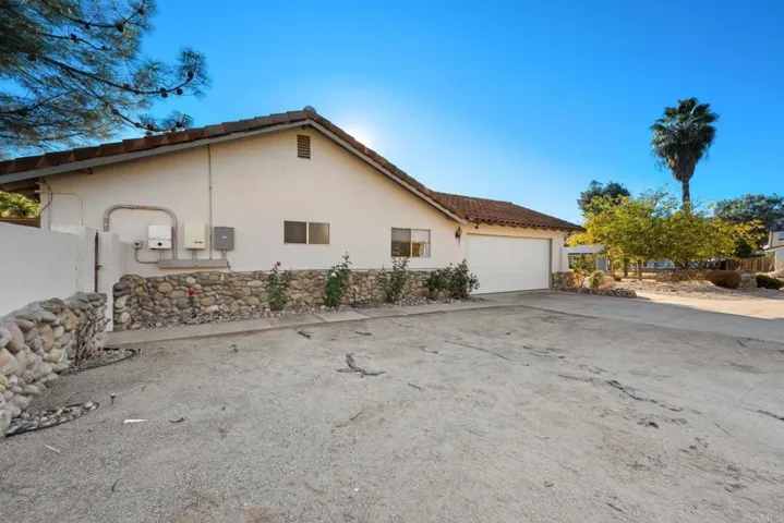 16273 Arena Drive, Ramona, California 92065