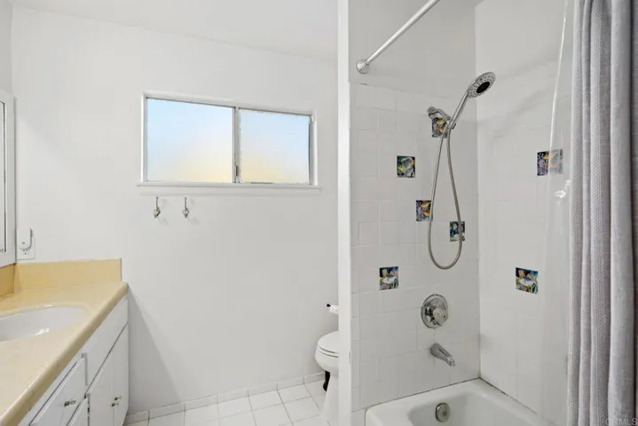 16273 Arena Drive, Ramona, California 92065