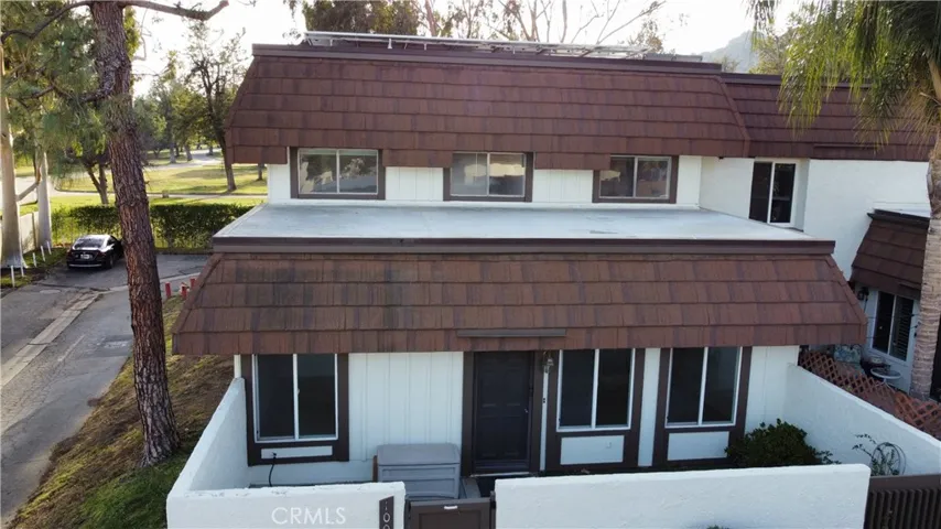 10064 Larwin Avenue 7, Chatsworth, California 91311