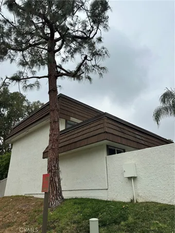 10064 Larwin Avenue 7, Chatsworth, California 91311