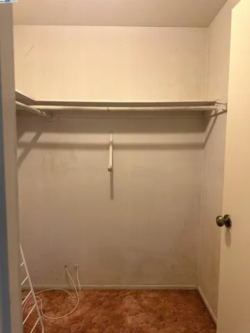 Walk in closet