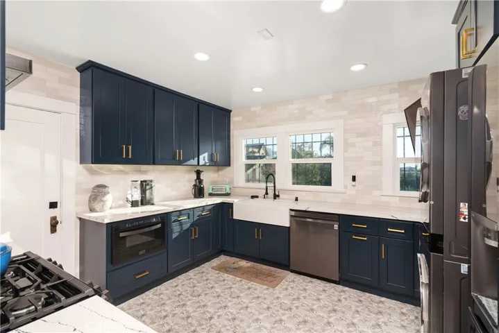 1446 Calumet Avenue, Los Angeles, California 90026