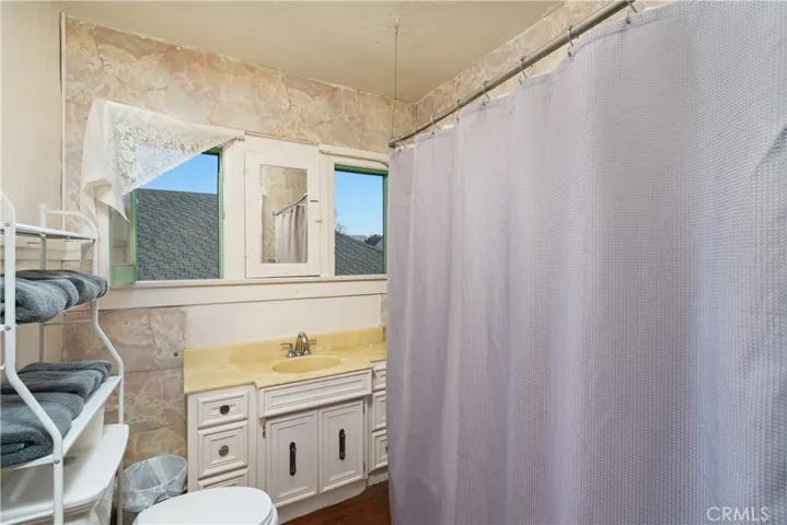 1446 Calumet Avenue, Los Angeles, California 90026