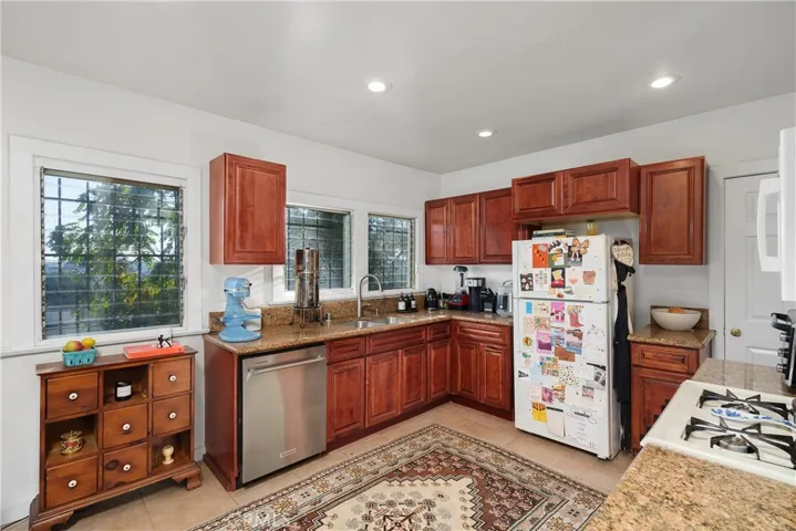 1446 Calumet Avenue, Los Angeles, California 90026