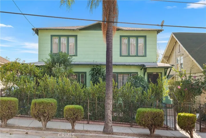 1446 Calumet Avenue, Los Angeles, California 90026