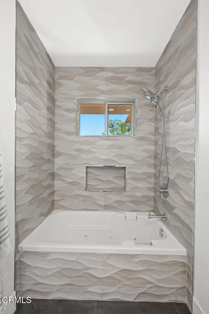 2336 Hidalgo Avenue, Los Angeles, California 90039 home-pic-57