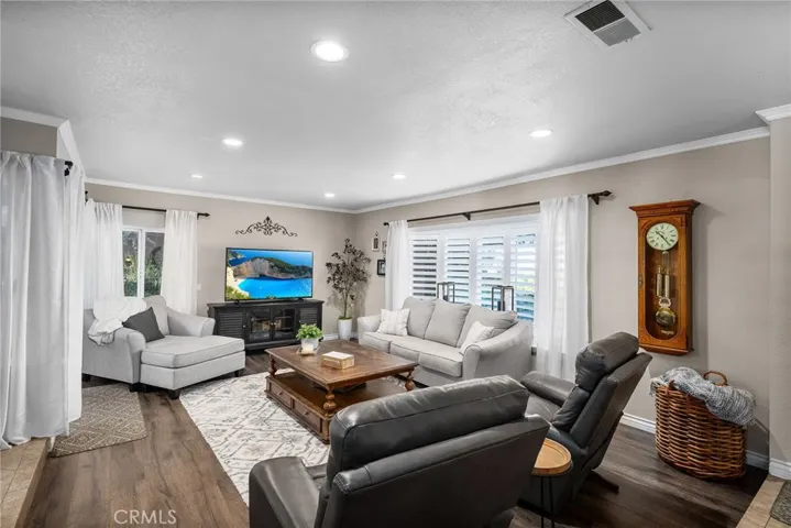 9684 La Colina Drive, Rancho Cucamonga, California 91737