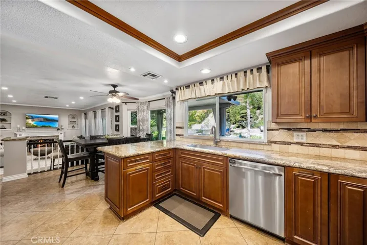 9684 La Colina Drive, Rancho Cucamonga, California 91737