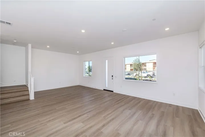 117 Seep, Irvine, California 92618