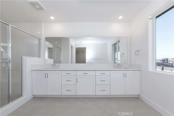 117 Seep, Irvine, California 92618