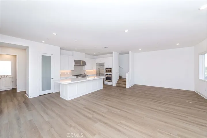 117 Seep, Irvine, California 92618