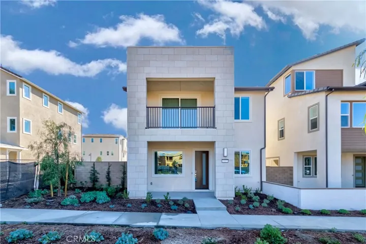 117 Seep, Irvine, California 92618