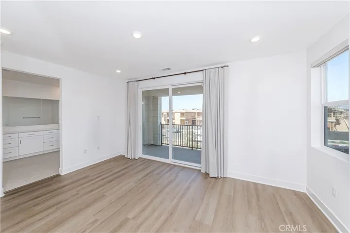 117 Seep, Irvine, California 92618