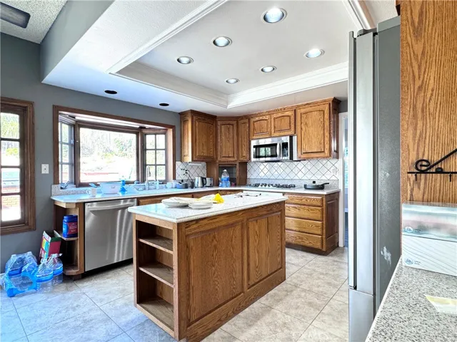 21000 Shadow Oak Drive, Yorba Linda, California 92886