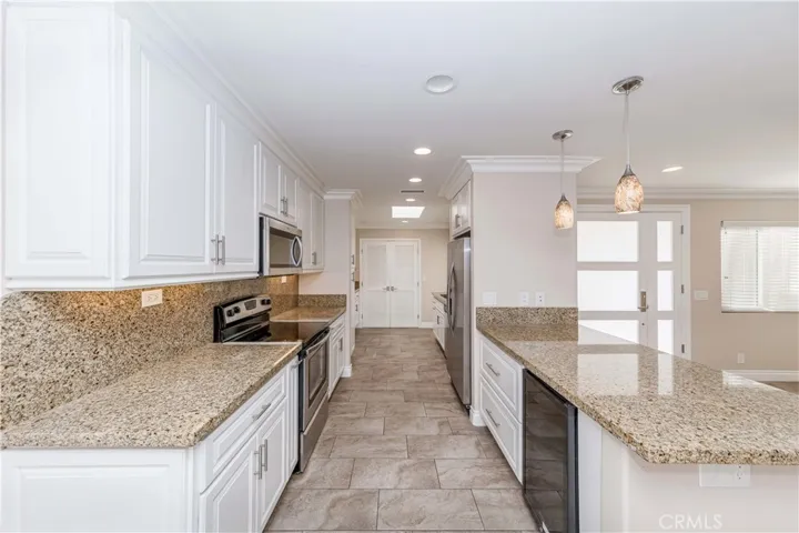 EXPANDED KITCHEN