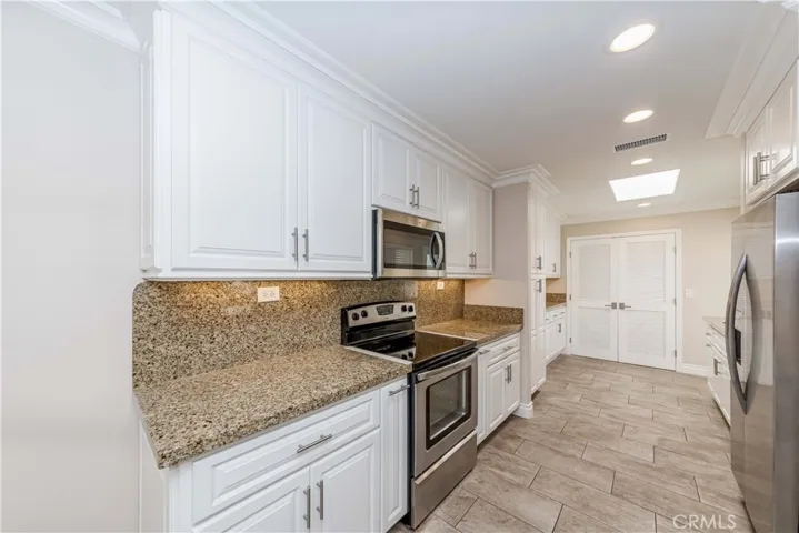 2335 Avenida Sevilla C, Laguna Woods, California 92637