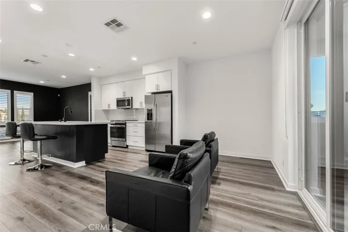 2084 Caleigh Lane, Costa Mesa, California 92627